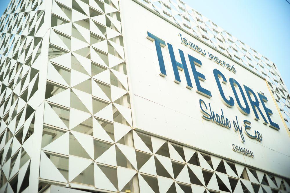 The Core Gallery Hotel Чиангмай Екстериор снимка