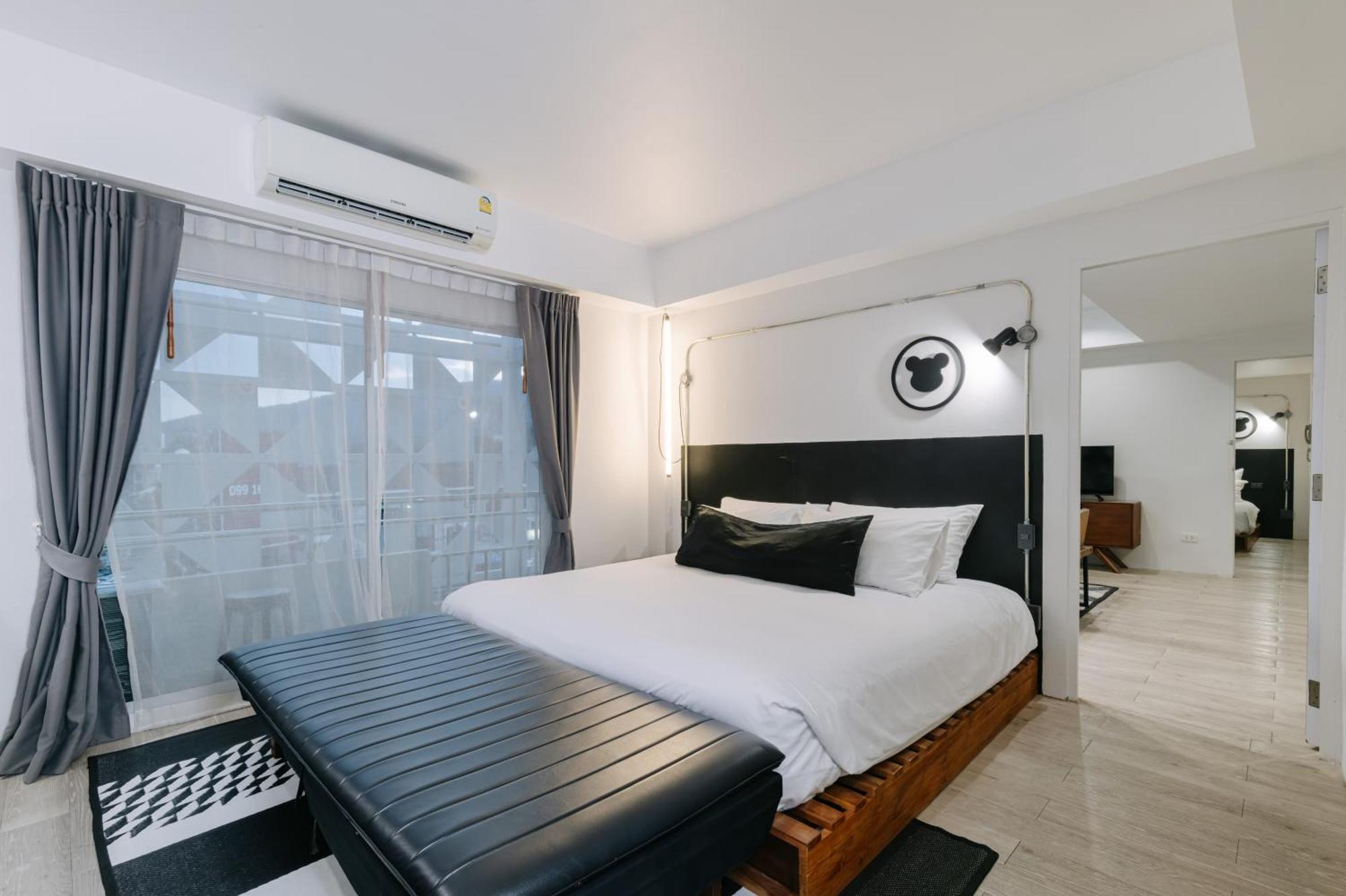 The Core Gallery Hotel Чиангмай Екстериор снимка